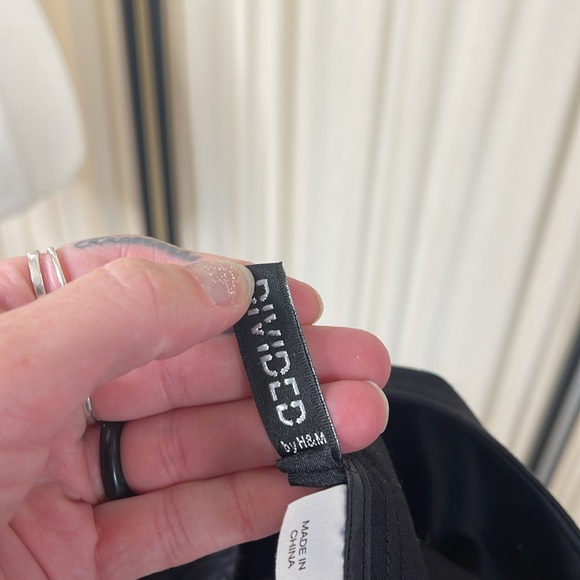 H&M BLACK ULTRA HIGH WAIST SKIRT SIZE XS/S OR 36 - Picture 9 of 11